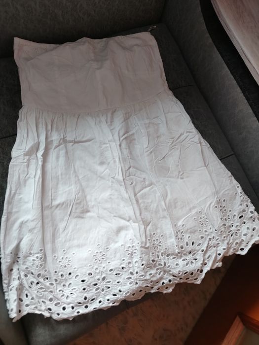 Отдам даром женские вещи