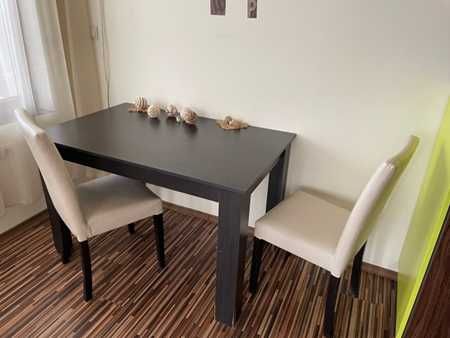 маса със столове /хотелско обзавеждане/стол