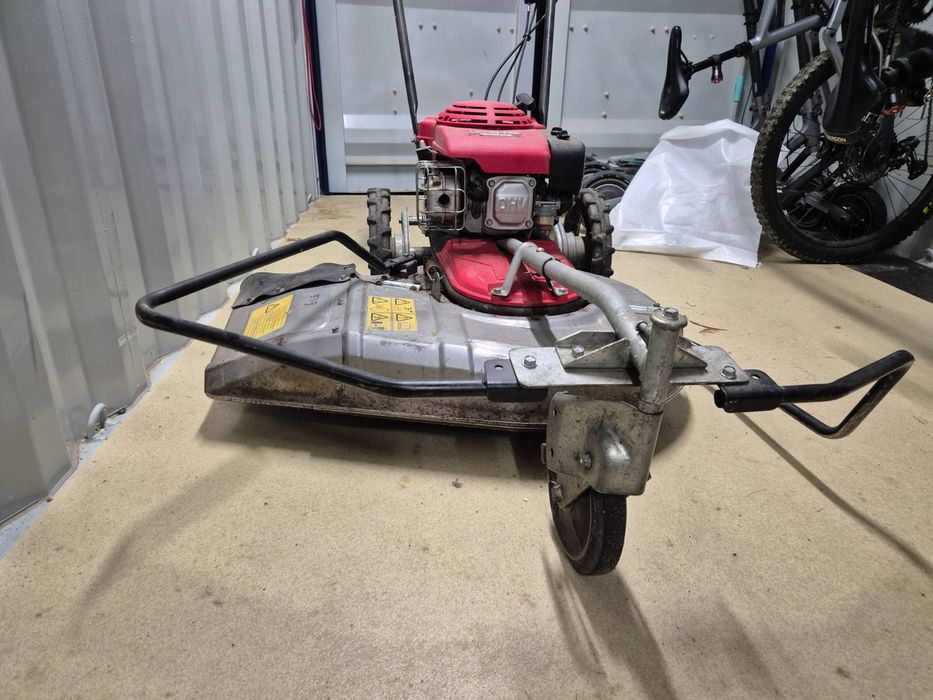 Mașină de tuns iarba HONDA 6161 HML