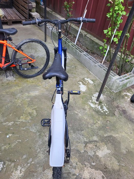 Vând bicicleta nefolosita
