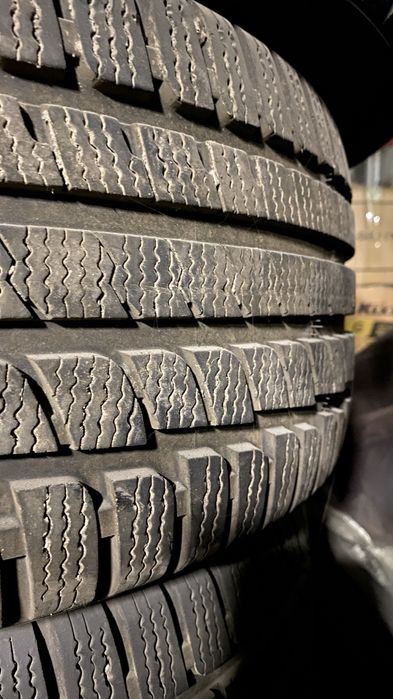 245/45/17 шины резина кумхо 2 шт