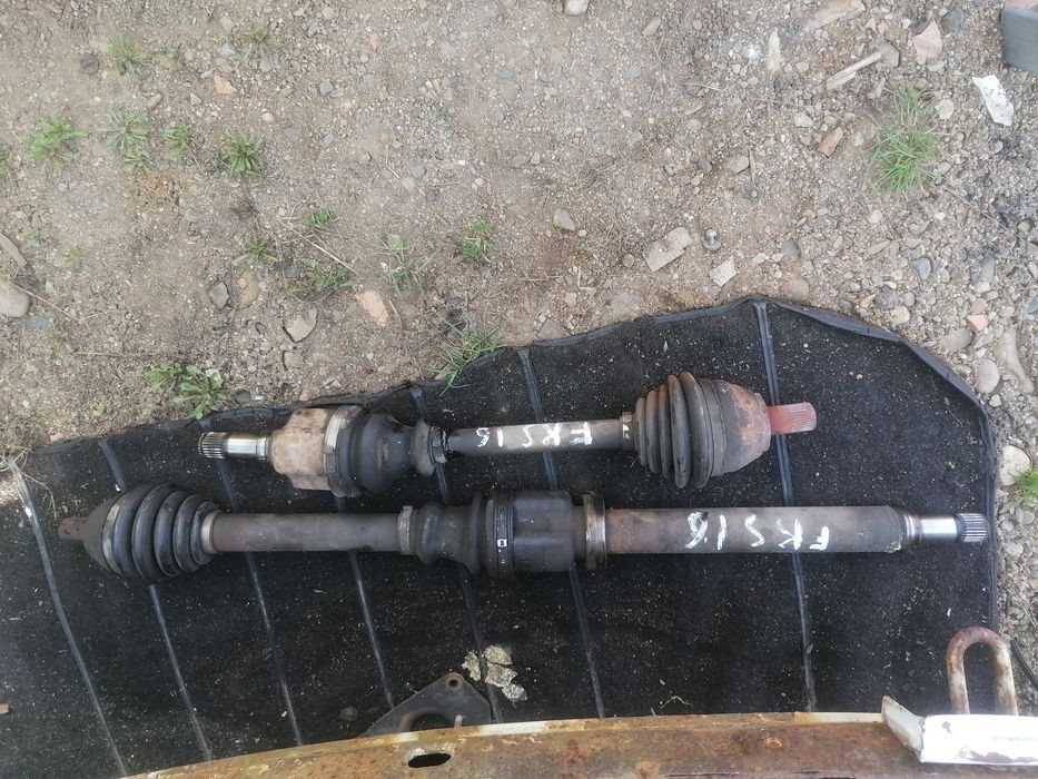 Vând motor 1.6 hdi focus Peugeot Citroen