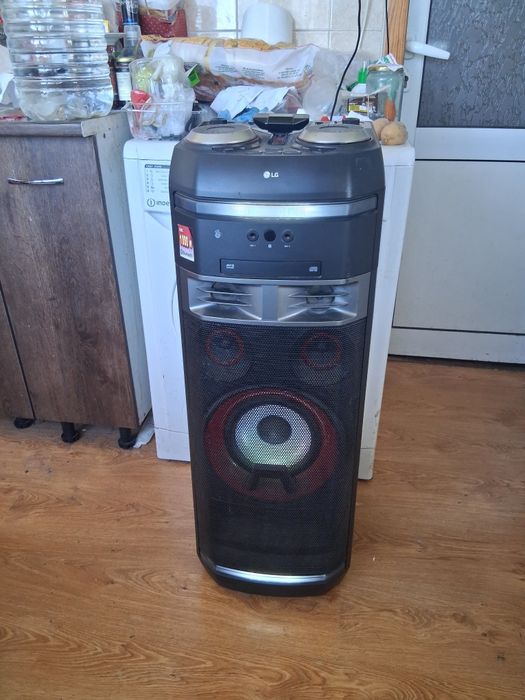 Продавам Караоке Колона LG XBOOM