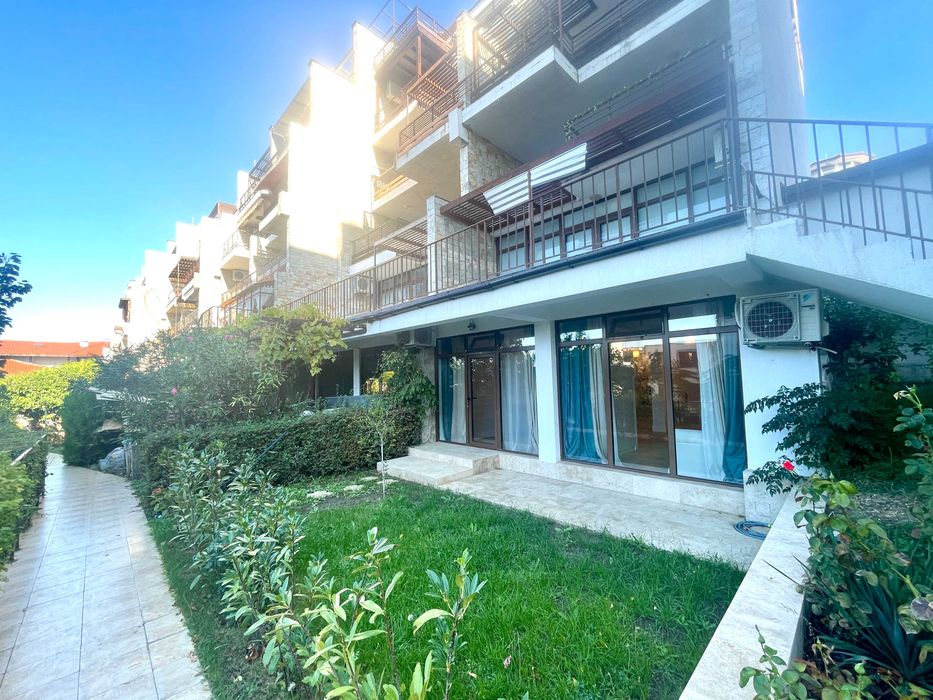 Продава се Двустаен апартамент в Свети Влас - 98 кв.м за 1684 €/кв.м - Снимка #13