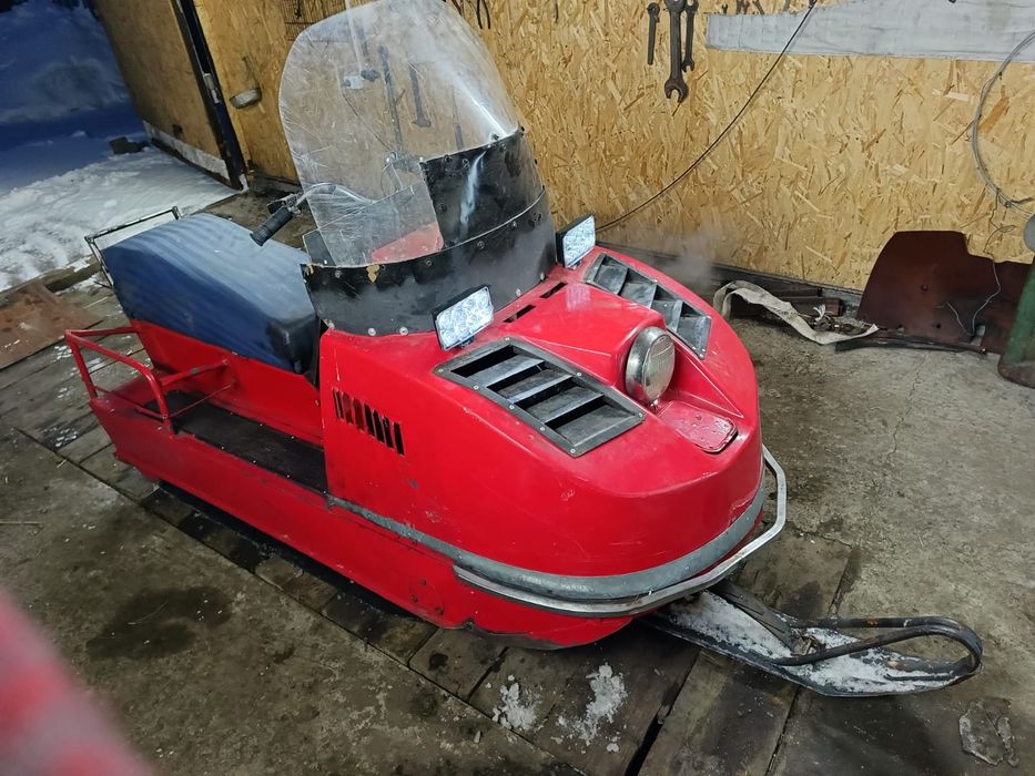 Снегоход буран. С новым двигателем лончин 20.