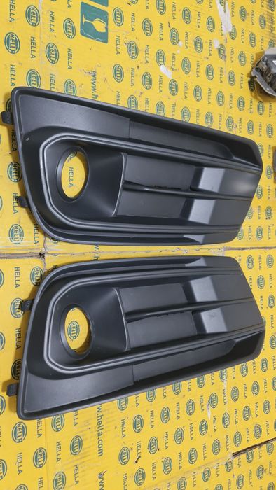 Senzor radar distronic acc grila Audi Q5 FY 80A 80A907561 80A907541