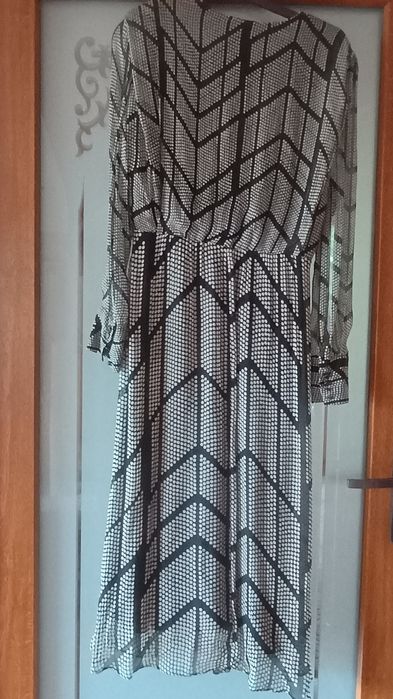Rochie noua Massimo-Dutti,vâscoză,eleganta ,mărime M