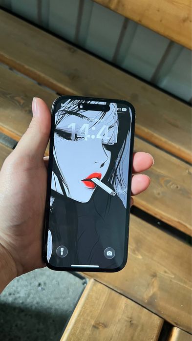 Продам Айфон 14 pro
