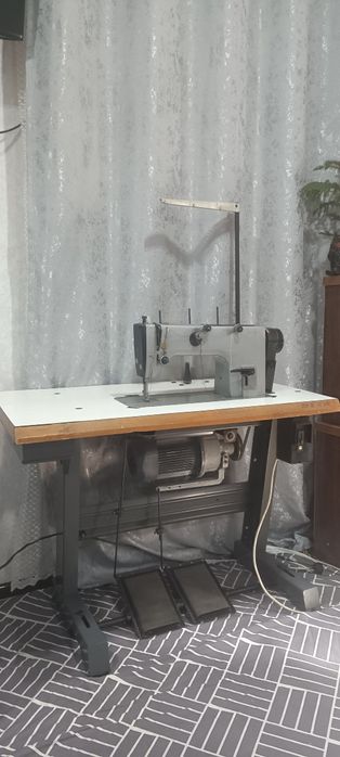 Tikuv moshinasi 2210M zòr holatda ishliydi