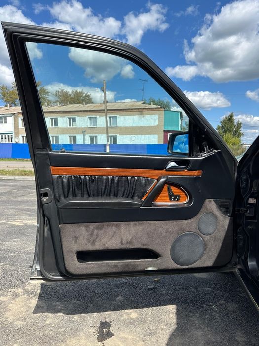 Продам Мерседес 140