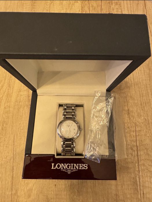 Longines PrimaLuna L8.114.4 – Swiss Made – Quartz – Safir
