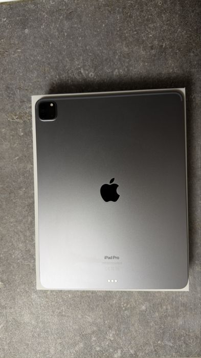 iPad Pro 12.9" (Gen 6, 2022) Apple M2 / 512GB / Space Gray - Ca NOU / Pachet Accesorii