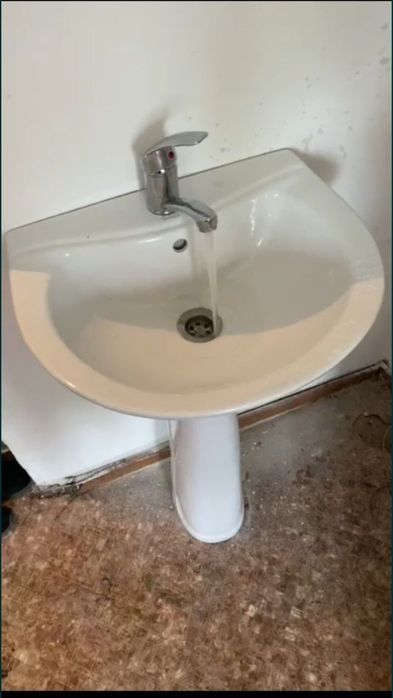 Продам комнату Абая 139а