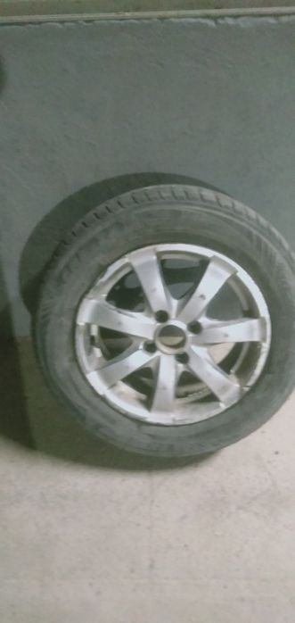 Шина  балон с  диском