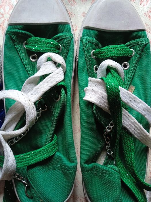 Кеды новые продам