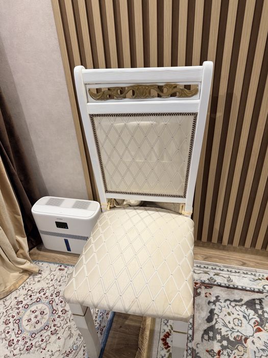 Стулья почти новый