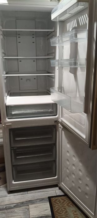 Холодильник в хорошем состоянии