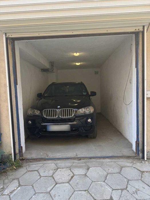 Дава се Гараж под наем