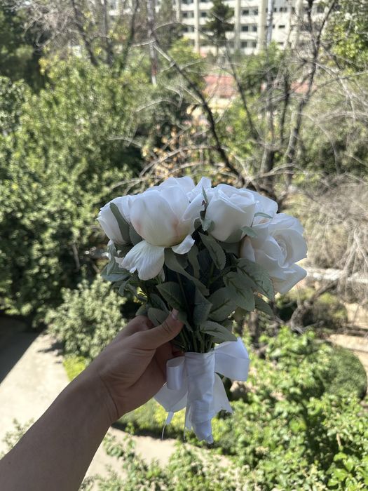 Свадебный букет/To'y guldastasi