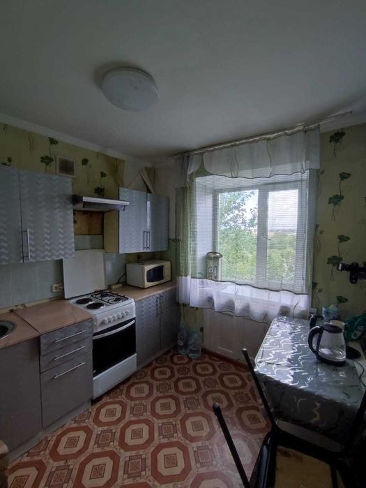 Продам квартиру трёхкомнатную