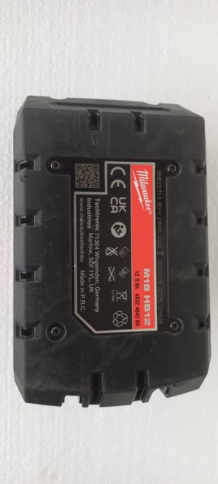 Acumulator profesional Milwaukee Li-Ion High-Output 12Ah 18v original