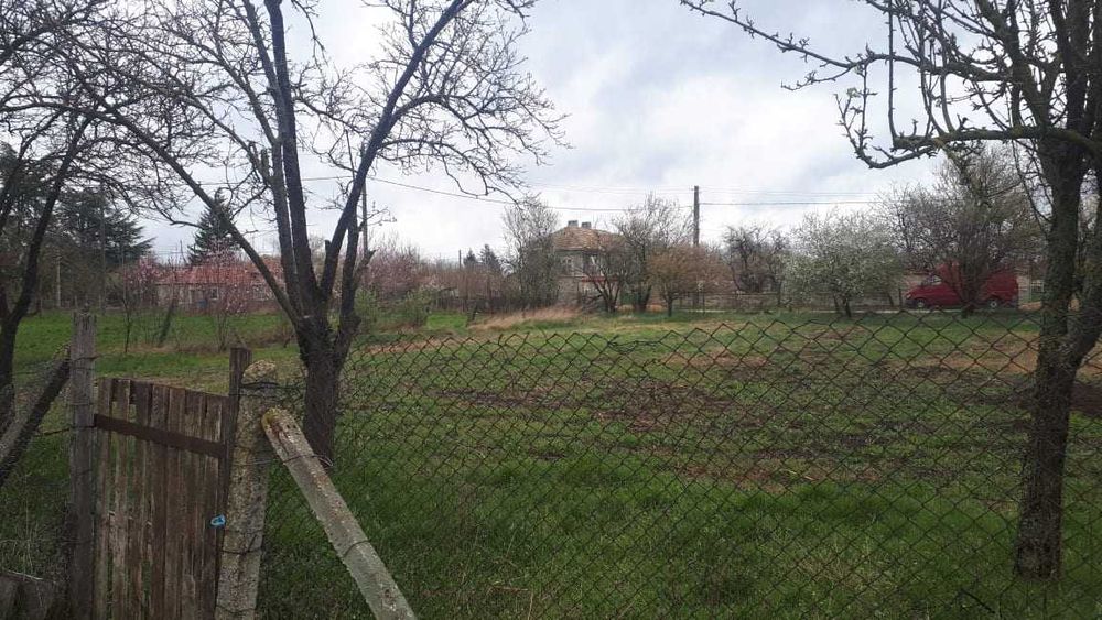 Продава се Парцел в Варна, Автогара - 1086 кв.м за 33 €/кв.м - Снимка #1