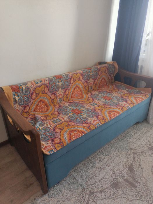 Продам б/у мебель недорого.