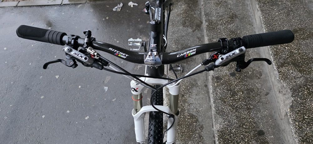 Bicicleta CARBON Aerotec 29"