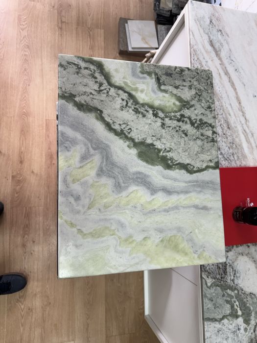 Журнальные столики из мрамора