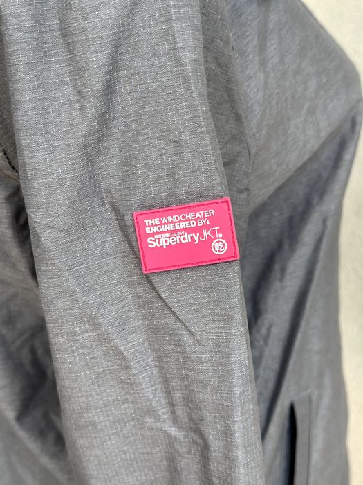 Дамско яке / ветровка SuperDry (Windcheater) - размер L, Отлично състояние