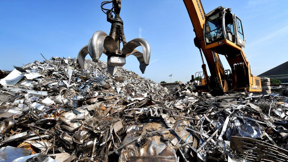 Metallom qabul qilamiz yuqori narxlarda O'zimiz olib ketamiz.
Принимае