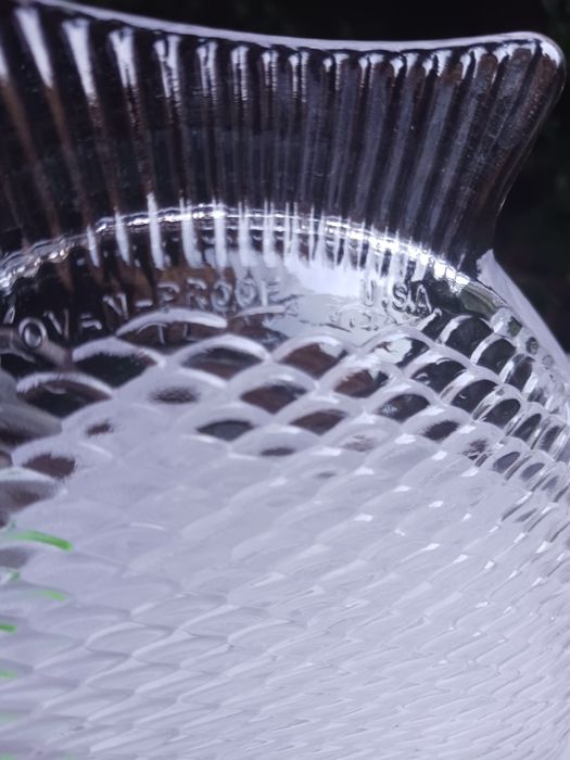 Tăviăță pește din sticlă rezistentă la foc