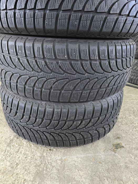 4 Броя 235/60/18 Bridgestone 2x5,8mm 2x5mm