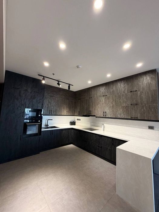 Срочно продаётся 3 ком Новостройка Акай сити