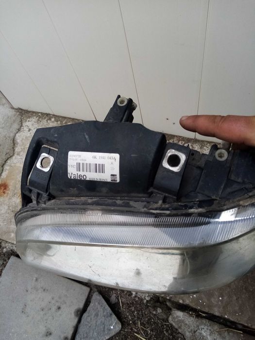 Фар Сеат Ибиза. Двусекциен