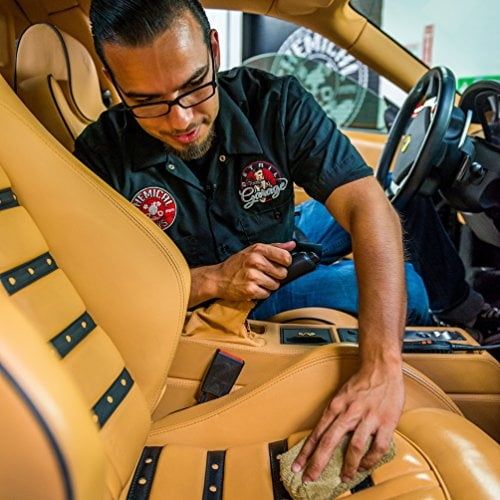 Chemical Guys - Leather Conditioner 473ml + подарък микрофибърна гъба