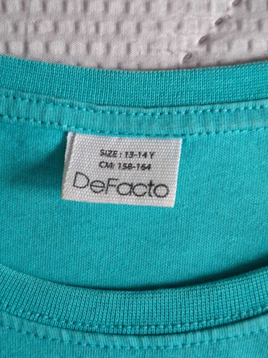 Почти нов детски лот от дънки H&M и тениска - размер 164/170 см