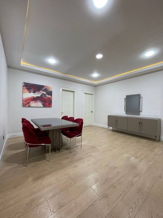 Продается квартира 4х комнатная,ЖК Виа Порт,Яккасарайский район,150м2