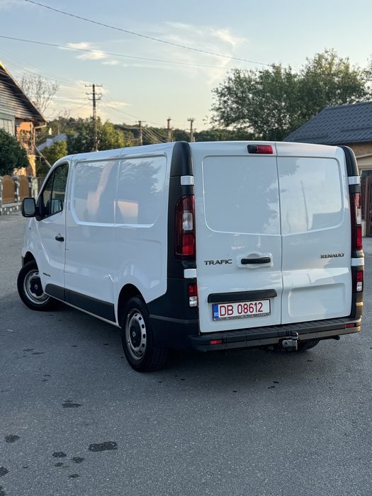 RENAULT Trafic 2016 — imagine 4