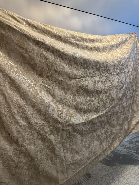 Продам шторы в отличном состоянии