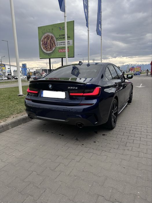 BMW Seria 3 BMW 330e M Sport 292 cp Plug in Hibrid