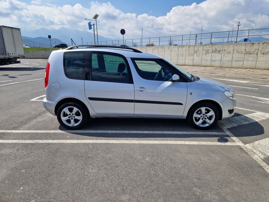 Vând Skoda Fabia Roomster