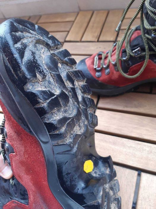 туристически обувки CRISPI 25,5 см