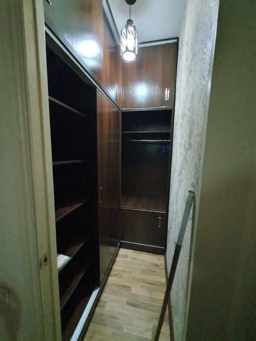 Продаётся  3/4/5 на кадышева авиасозлар 1 дом 61