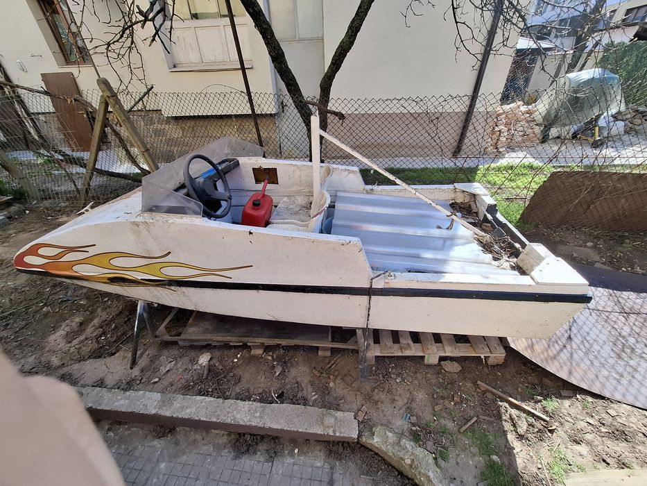 Лодка собствено производство