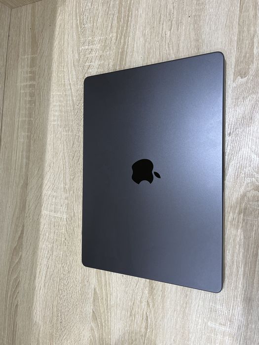 MacBook Pro 14” M3 Pro sotiladi