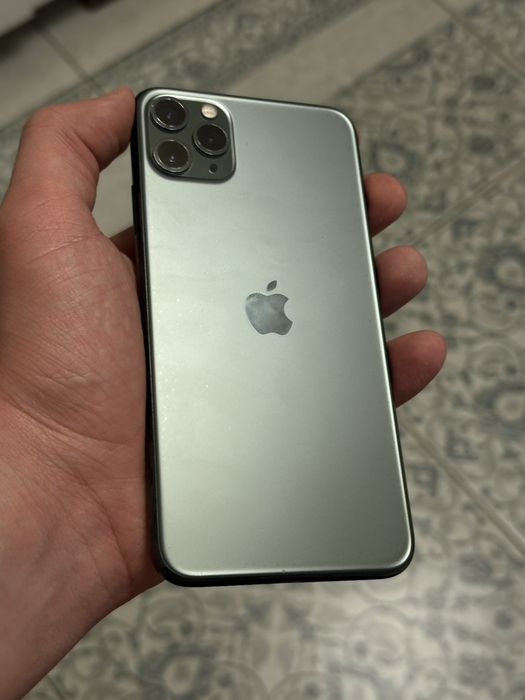 Срочно продам iphone 11 pro max 256 gb