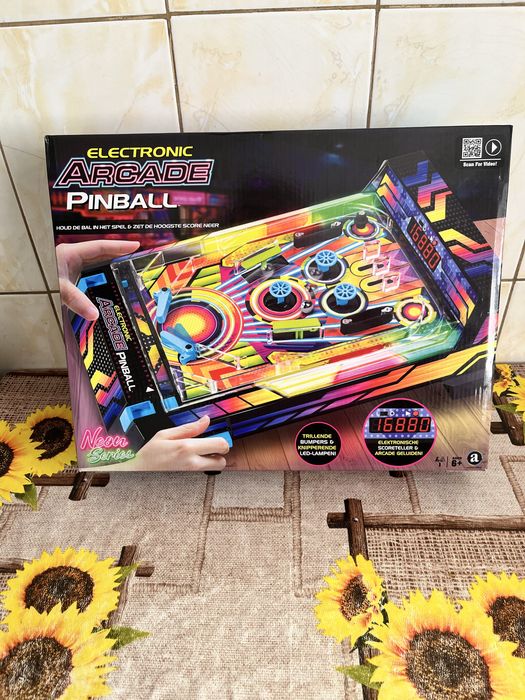Electronic arcade pinball