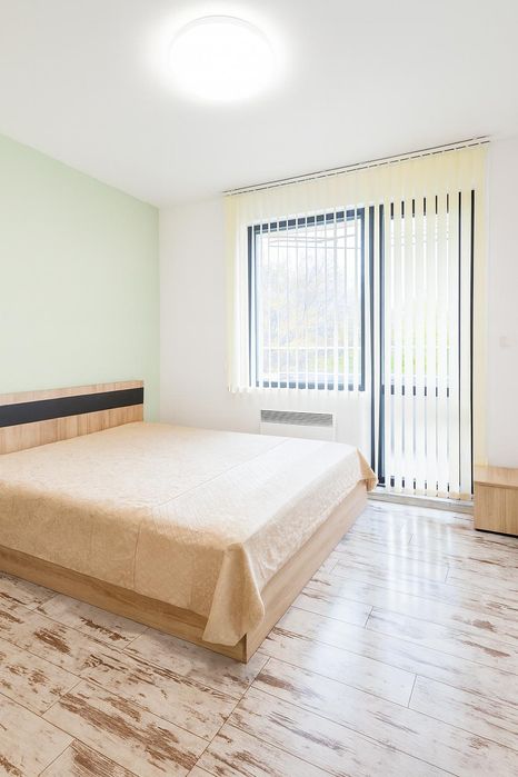 Дава се под наем Тристаен апартамент в Пловдив, Южен - 82 кв.м за 458.49 € - Снимка #2