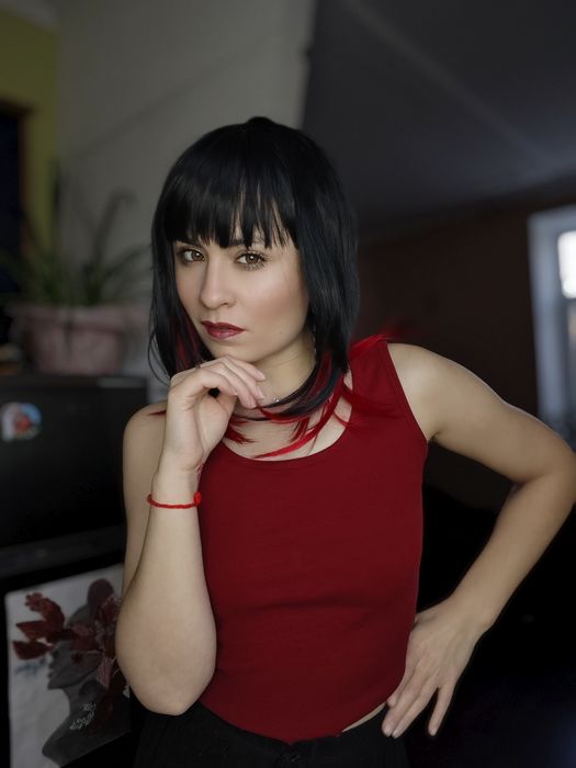 Продам парики из искусственных волос.